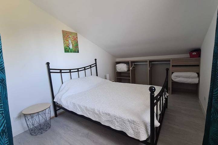 Location de vacances pour 6 personnes, avec terrasse et jacuzzi à San-Martino-di-Lota - 4