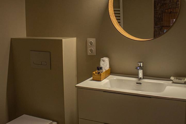 Gîte pour 3 personnes, avec jacuzzi ainsi que jardin et balcon à Balaguer - 4