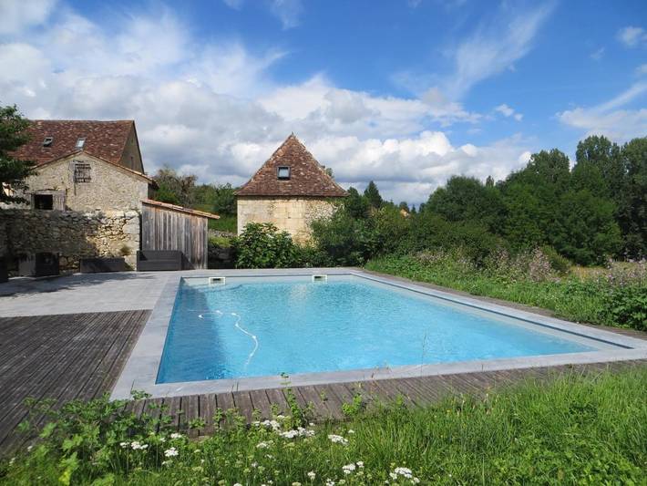 Chambre d’hôte pour 2 personnes, avec jardin et vue ainsi que piscine et terrasse à Lamonzie-Montastruc