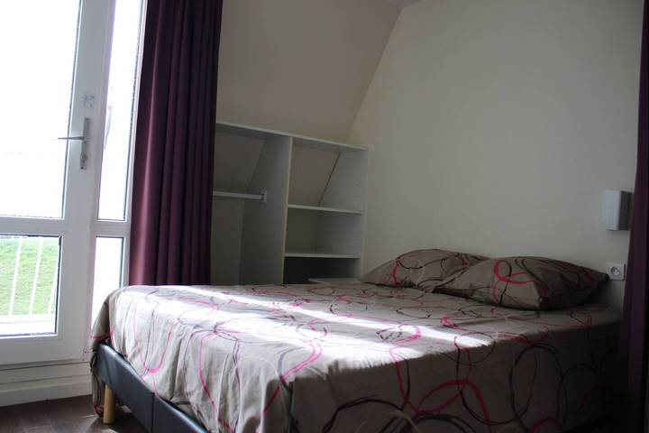 Location de vacances pour 5 personnes, avec piscine et jardin dans Plage De La Falaise - 3