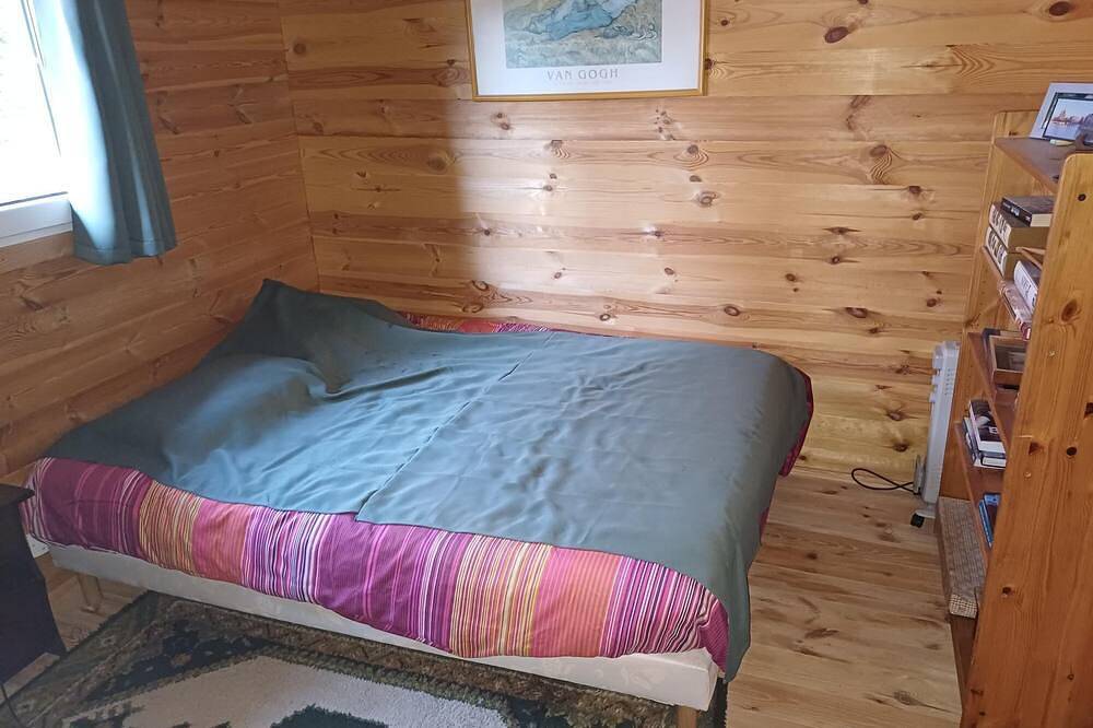 Maison en Bois Location Toutes les Jours e Semaine en Juillet in Solliès-Toucas, Toulon region