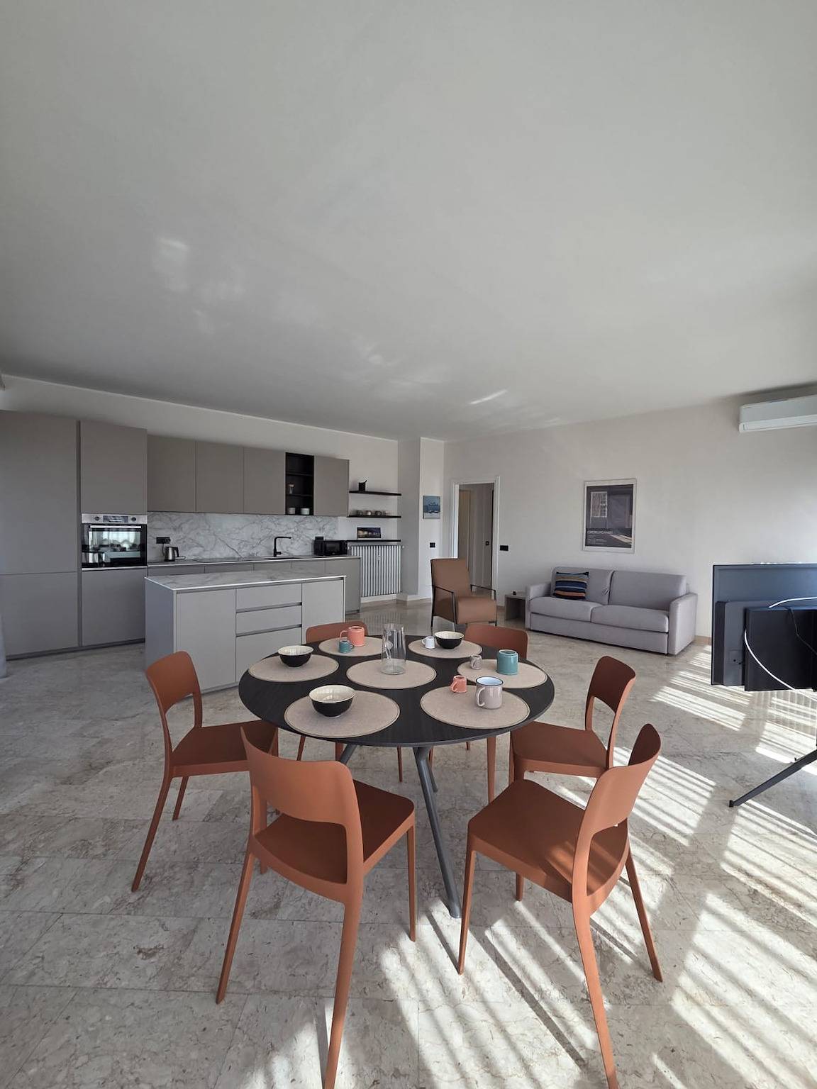 Ganze Wohnung, Appartamento al porto in Intra (Verbania), Comune di Verbania