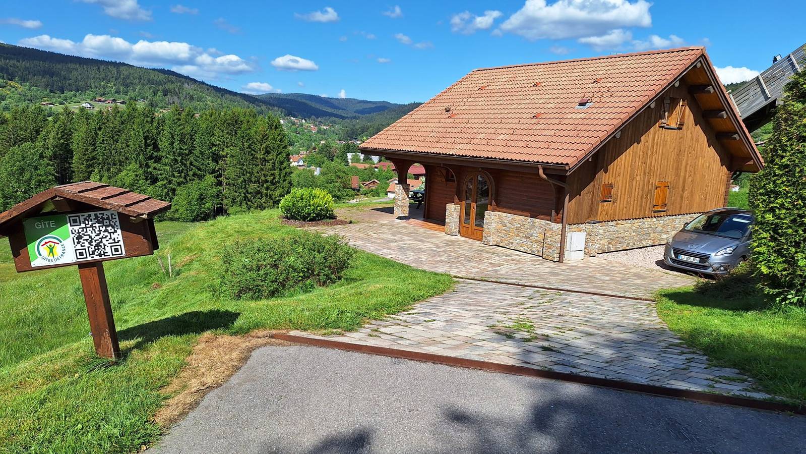 Chalet scandinave Sauna, vue magnifique Xonrupt 3 km Gérardmer in Xonrupt-Longemer, Parc naturel régional des Ballons des Vosges