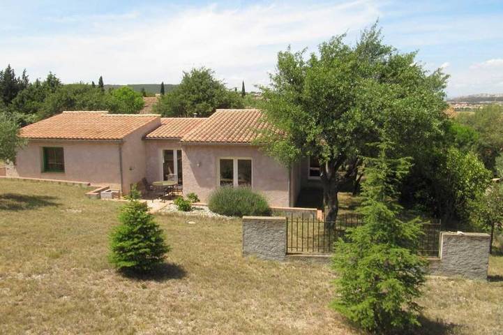 Holiday home for 4 people, with garden in Bages (Aude)