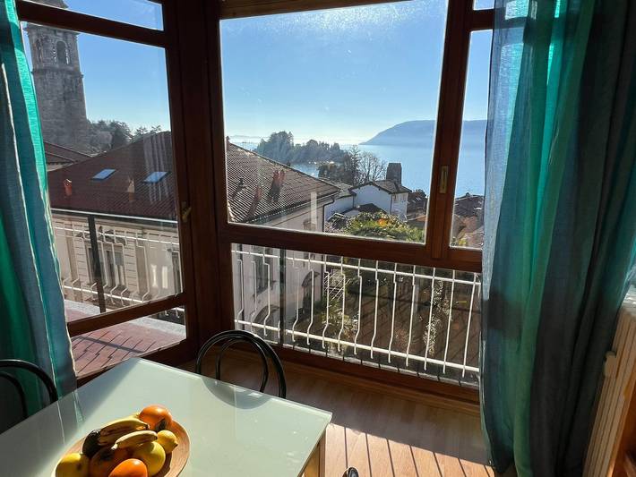 Gîte pour 4 personnes, avec balcon et vue sur le lac dans Verbania - 2