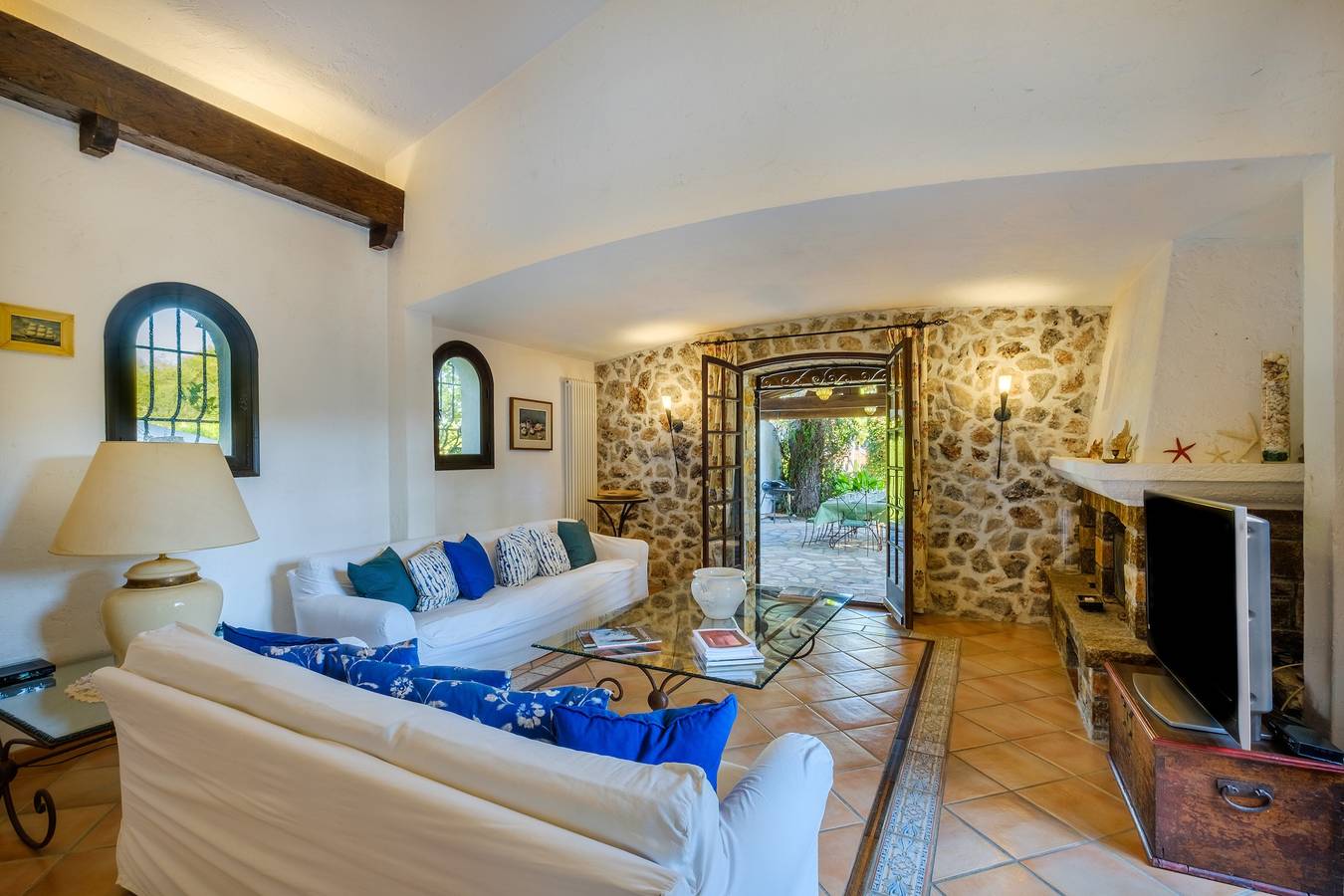 Villa 'Provenzale Clos De Minerve' with Private Pool, Private Terrace, and Wi-Fi in Antibes, Medelhavskusten (Frankrike)
