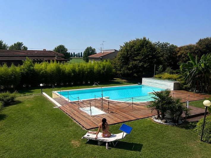 Appartamento per 2 persone, con Balcone e Giardino nonché Panorama a Crema