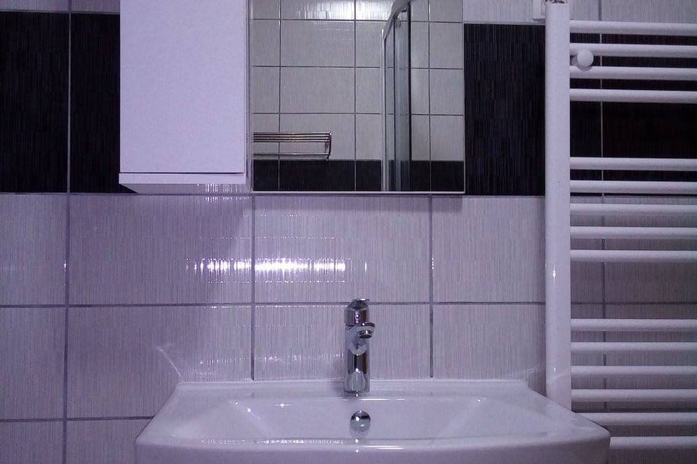 Ganze Wohnung, Buchen Sie dieses familienfreundliche, gemütliche Apartment in Plitvice in Rudanovac, Plitvicer Seen