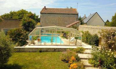 Maison d’hôte pour 3 personnes, avec jardin et piscine, animaux acceptés à Meuvaines