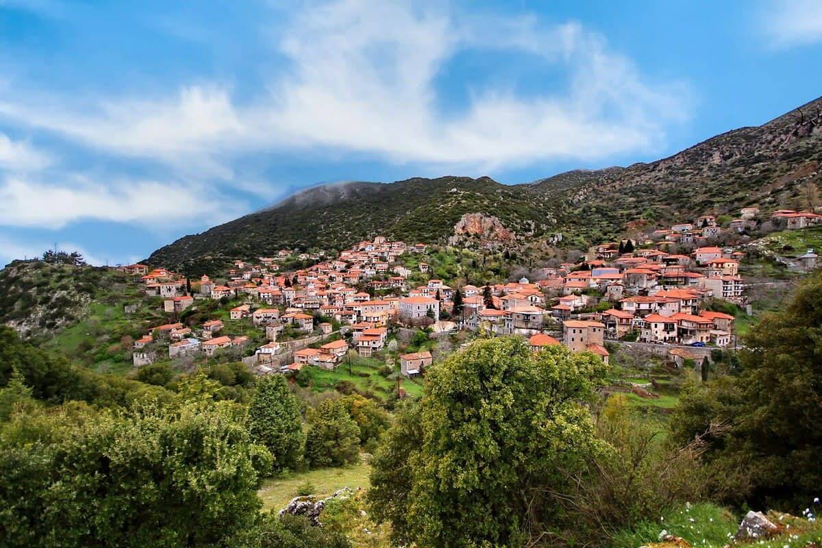 Appartement entier, Stemnitsa Stone Residence - Cosy Mountain Escape in Stemnitsa, Trikolonoi