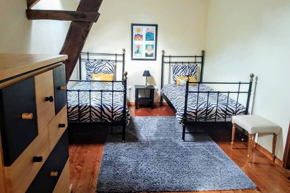 Étable Reconvertie Classée 4**** en Vallée de la Dordogne, à 20 min de Sarlat. in Nadaillac-de-Rouge, Quercy