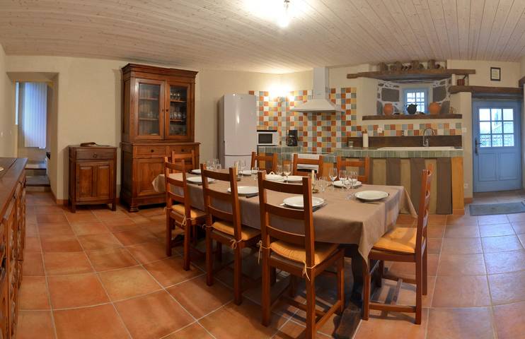 Location de vacances pour 6 personnes, avec jardin à Meillac - 4