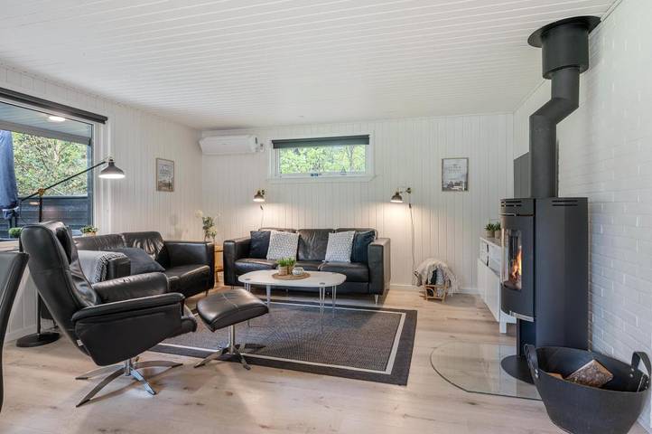 Gemütliches Ferienhaus mit Kamin für Familien mit 1.Hund in Lodbjerg Hede, Ringkøbing
