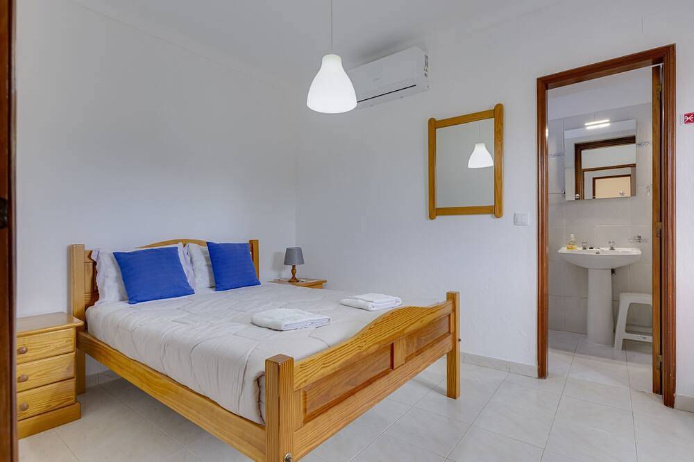 Casa Teresinha in Luz, Faro Distrikt