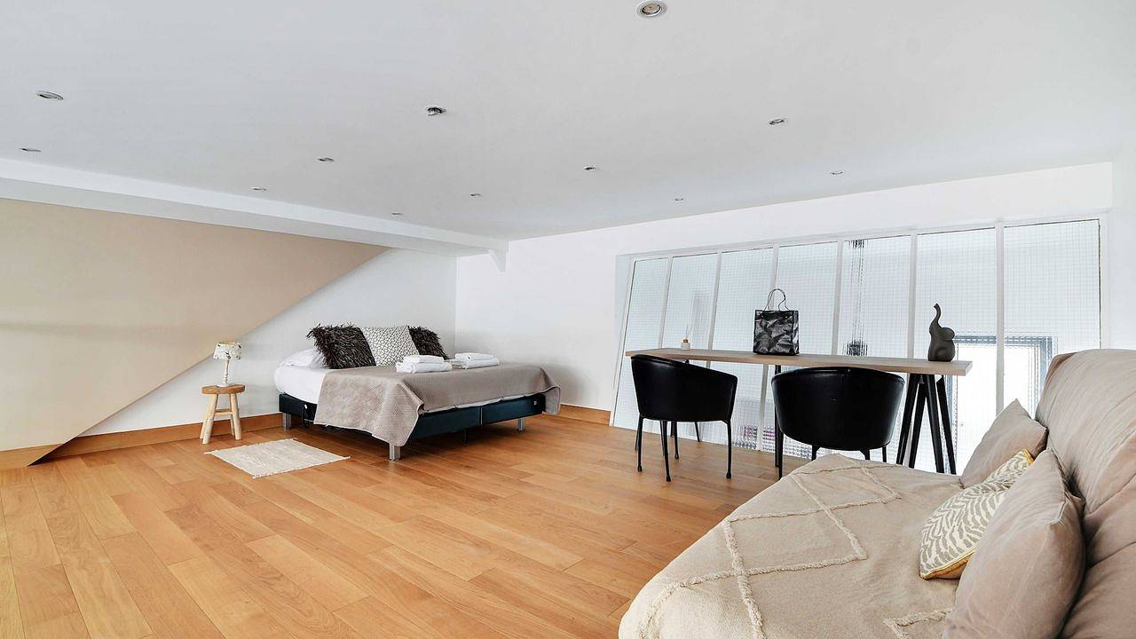 Ganze Ferienwohnung, Ferienwohnung für 8 Personen (120 m²) in Pantin in Pantin, Seine-Saint-Denis