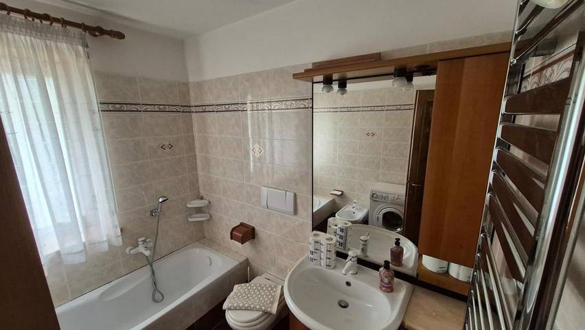 Gîte pour 2 personnes, avec vue et terrasse, animaux acceptés à Auronzo di Cadore - 2