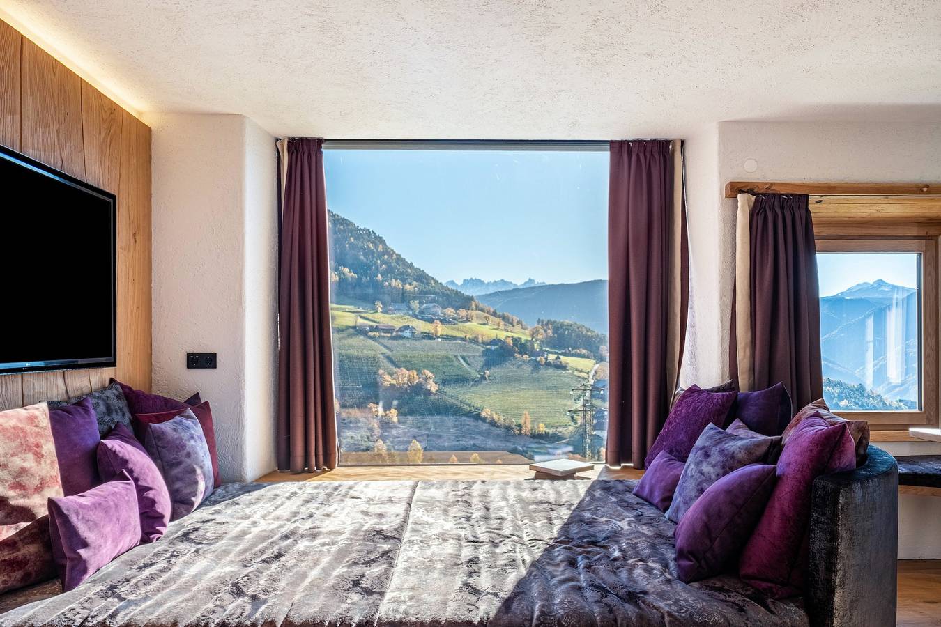 Entire apartment, Apartment "Spornberg Mountain Living Ostberg" with Mountain View in Ritten, Sarntal Alps