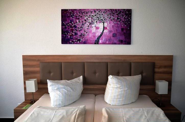 Hotel für 4 Personen, mit Garten und Ausblick in Westend Berlin