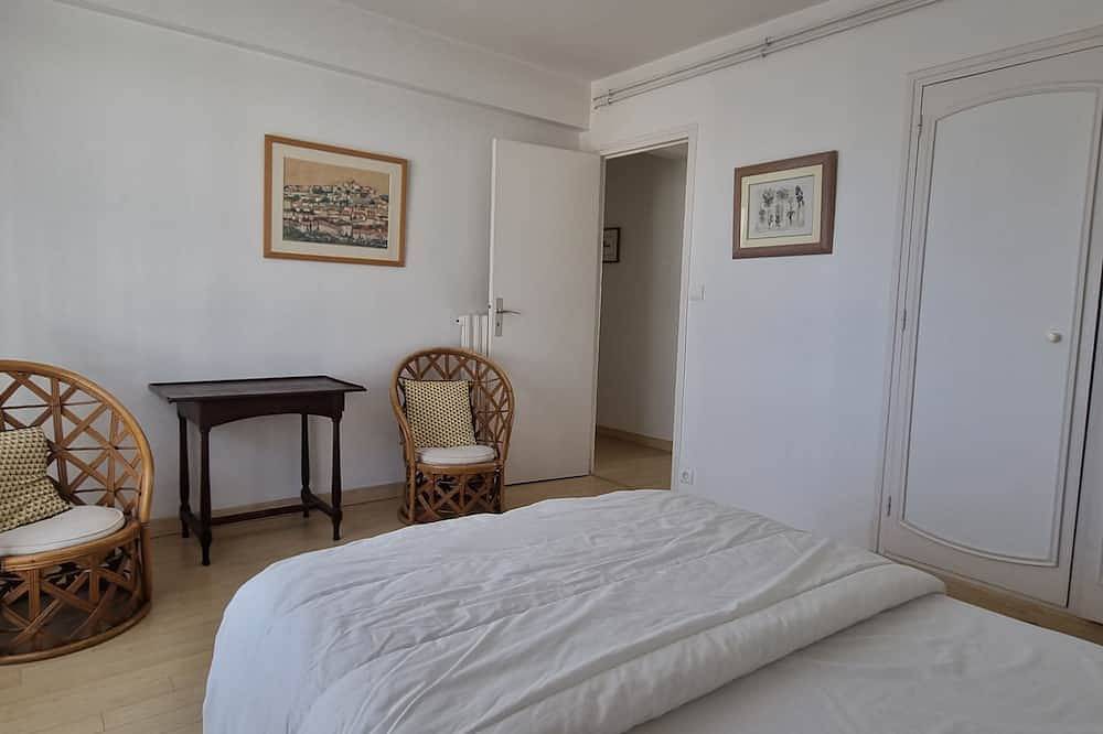 Appartement entier, Très Bel Appartement 2 Chambres Balcon vue mer au Centre de Concarneau in Concarneau, Région de Quimper