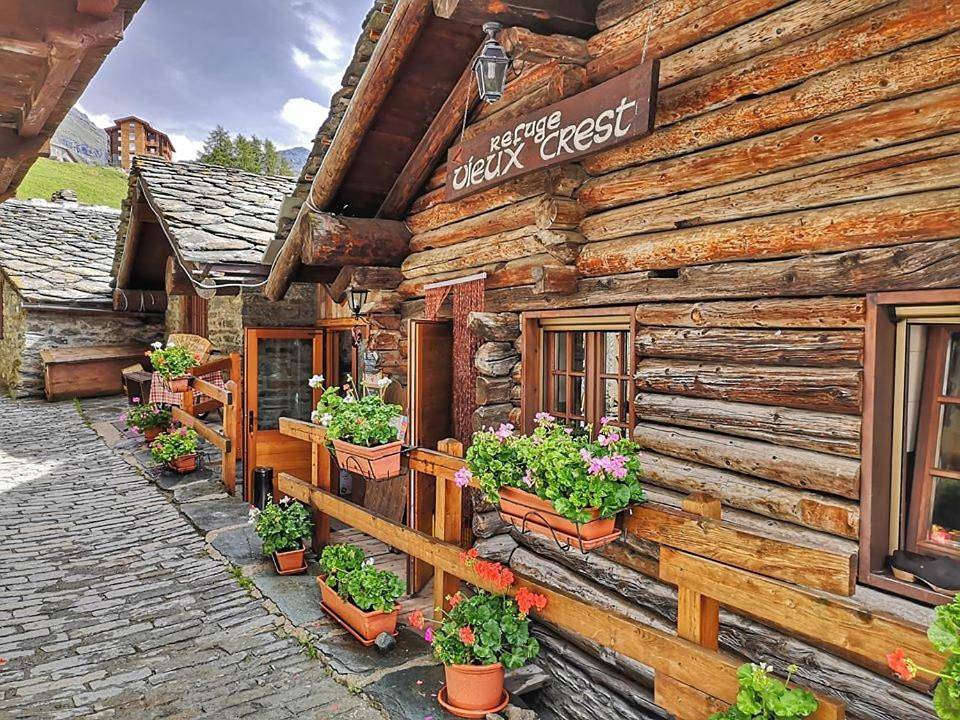 Rifugio Vieux Crest in Ayas, Alpi Pennine