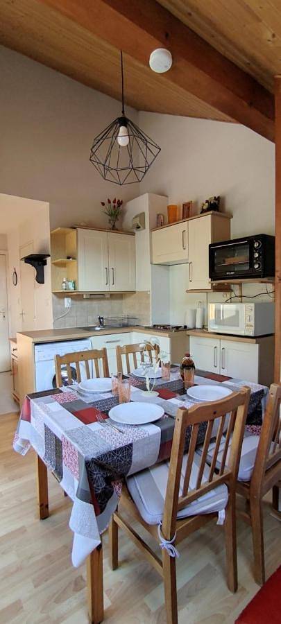 Gîte pour 4 personnes, avec balcon et vue à Bernex - 3