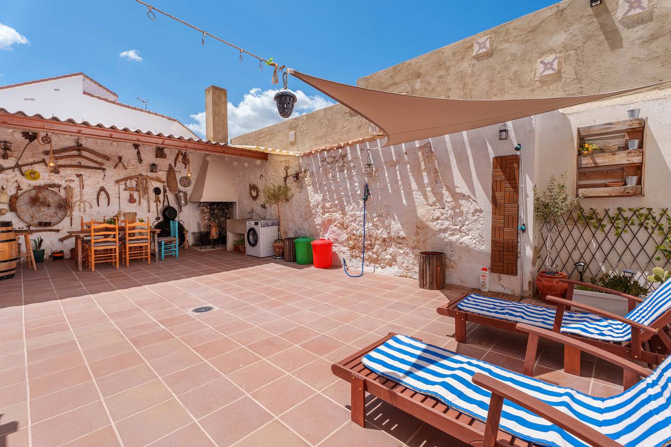 Casa de vacaciones "La Luna" con terraza privada y Wi-Fi in Camporrobles, Provincia de Valencia
