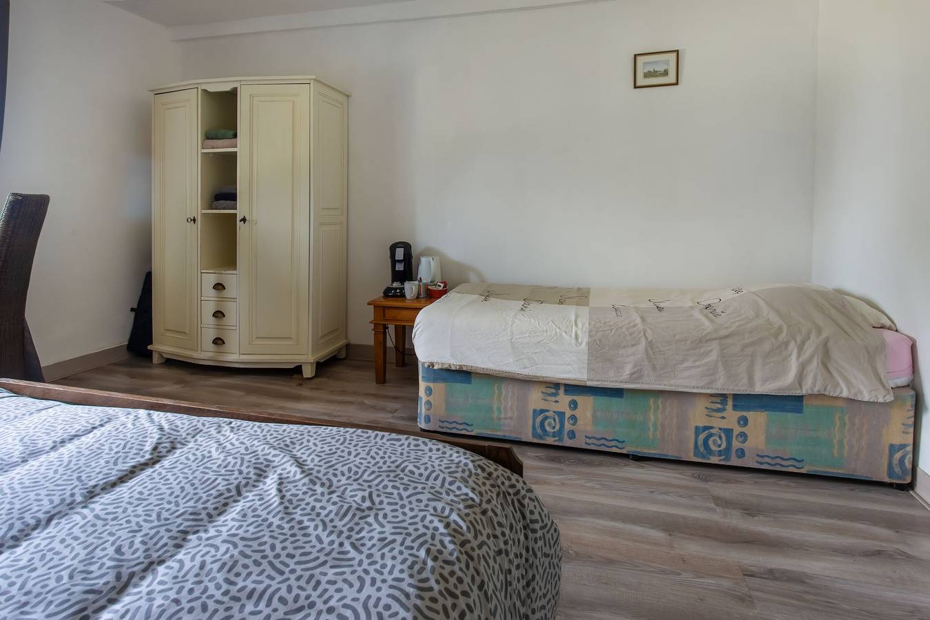 Chambre d'hôtes 'Chambre 3 Et 4' avec vue sur le lac, piscine partagée et jardin partagé in Champsac, Parc naturel régional Périgord-Limousin