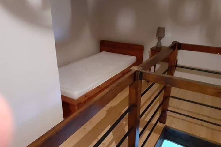 Gîte pour 6 personnes, avec jardin et piscine ainsi que sauna et jacuzzi à Cléon-d'Andran - 2