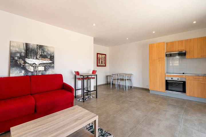 Gîte pour 4 personnes, avec jardin et balcon à Eccica-Suarella - 2