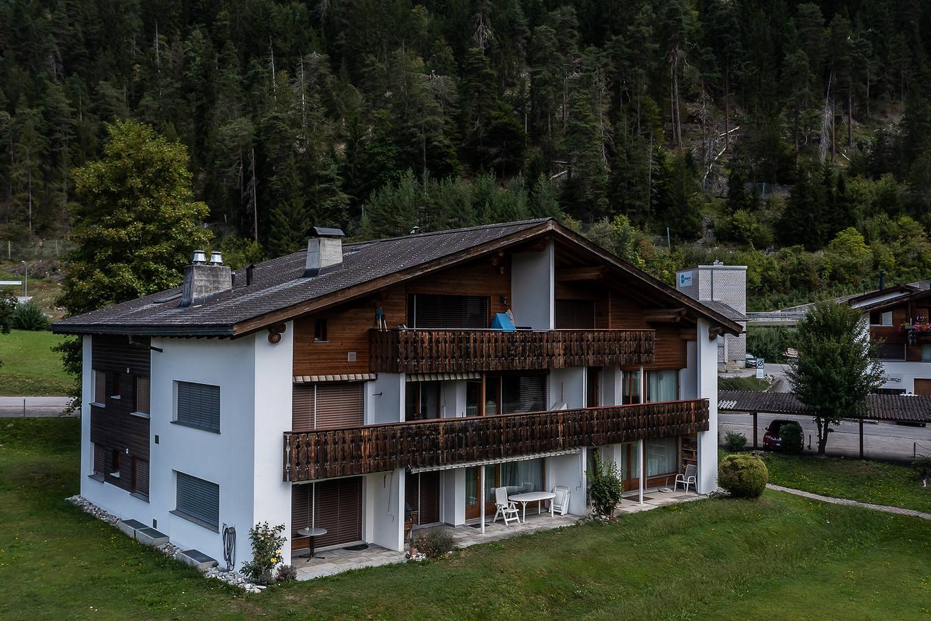 Ganze Ferienwohnung, Casa Hirundella - 2.5 Zimmerwohnung in Trin Mulin, Trin