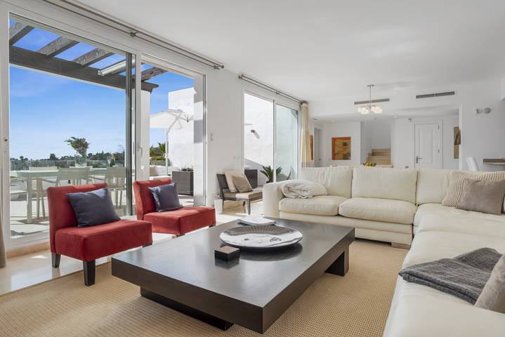 Ferienwohnung für 6 Personen, mit Meerblick und Balkon sowie Terrasse und Garten in Marbella - 3
