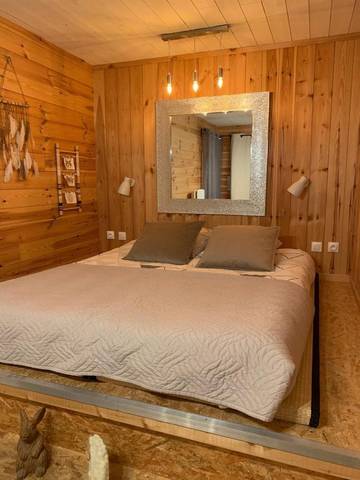 Gîte pour 4 personnes, avec vue ainsi que jardin et sauna, animaux acceptés à Saint-Pons (Alpes-de-Haute-Provence)