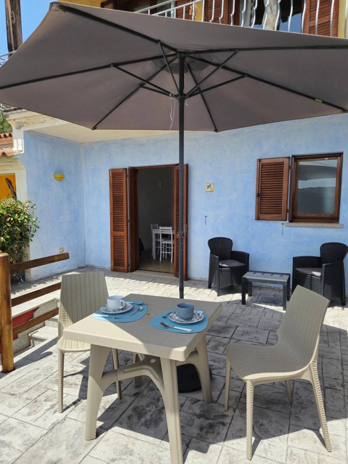 Ganze Wohnung, Appartement 'Jej Budoni Loc Colle' mit Meerblick, privater Terrasse & Klimaanlage in Maiorca (Sardinia), Budoni