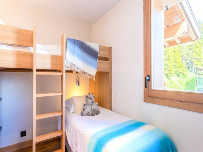 Location de vacances pour 8 personnes, avec balcon et jacuzzi, adapté aux familles à Les Saisies