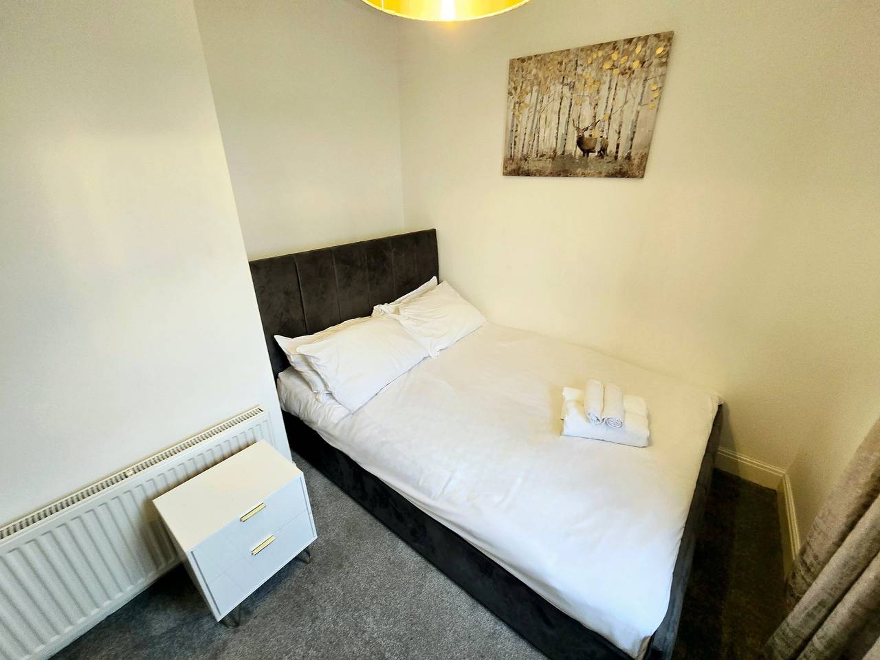 Spacious home, parking in Dartford, Kent
