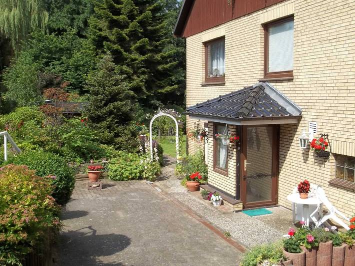 Ferienwohnung für 3 Personen, mit Terrasse und Garten