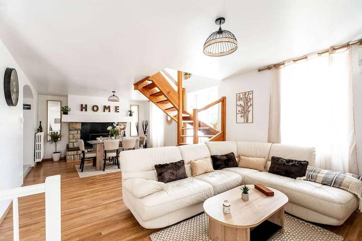 Gîte pour 6 personnes, avec terrasse et jardin à Saugnac-et-Cambran