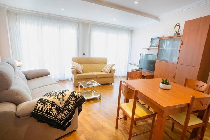 Apartamento para 6 personas, con jardín y vistas en Isla de Arosa