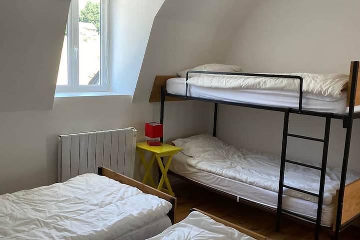 Gîte pour 6 personnes, avec jardin, animaux acceptés à Espinchal - 3