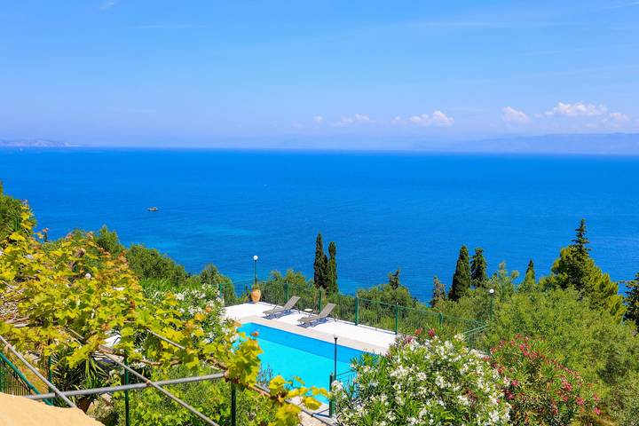Gîte pour 4 personnes, avec jardin ainsi que piscine et vue dans Paxos - 4