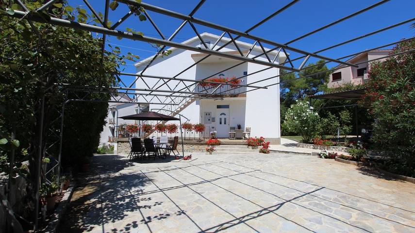 Ferienwohnung für 4 Personen, mit Balkon/Terrasse in Malinska - 4