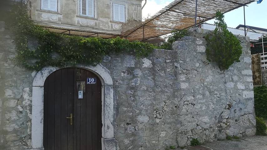 Ferienhaus für 8 Personen, mit Garten in Crikvenica