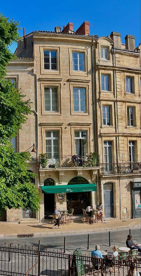Hôtel pour 4 personnes, avec terrasse et vue