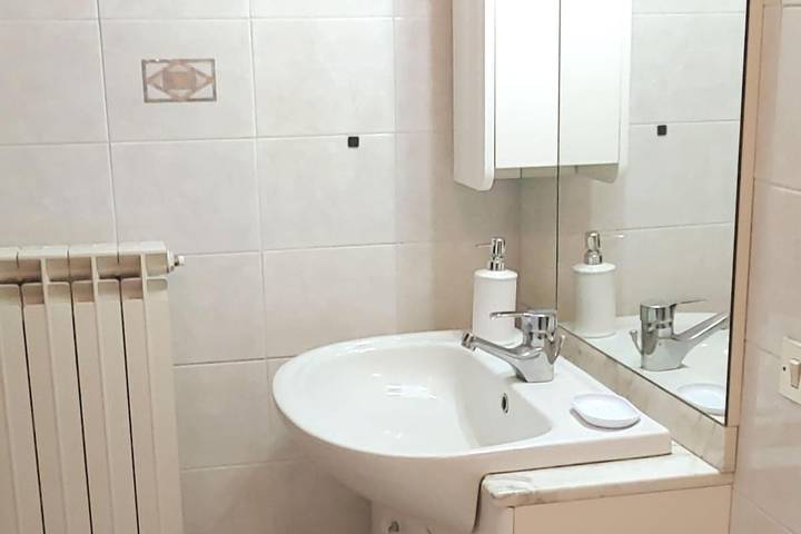 Location de vacances pour 6 personnes, avec terrasse, animaux acceptés à Filignano - 4