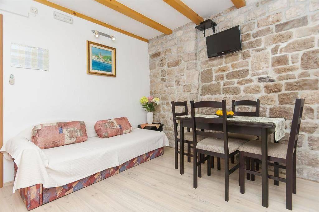 Appartement entier, Apartment and Room Ivica in Trogir, Split-Dalmatie