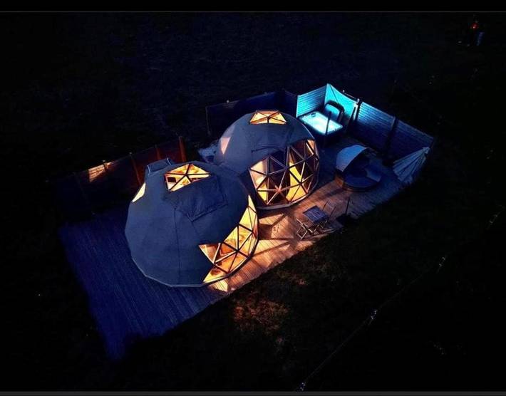 Chambre d’hôte pour 4 personnes, avec terrasse et vue à Menat