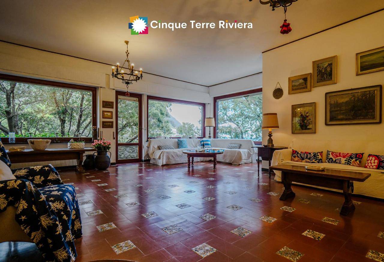 Villa Tanca With Ac, Terrace and Views in Monterosso al Mare, Comune di Monterosso al Mare