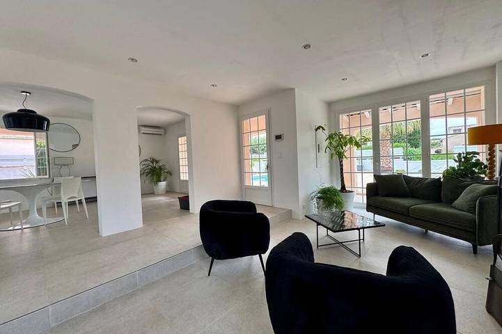 Villa for 8 people, with balcony and garden - 1