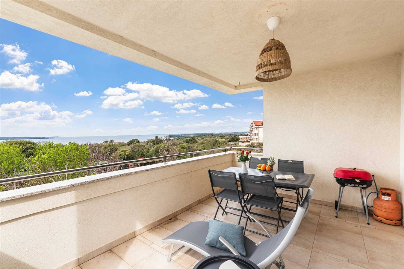 Ganze Wohnung, Apartman Bellavista in Stinjan, Pula