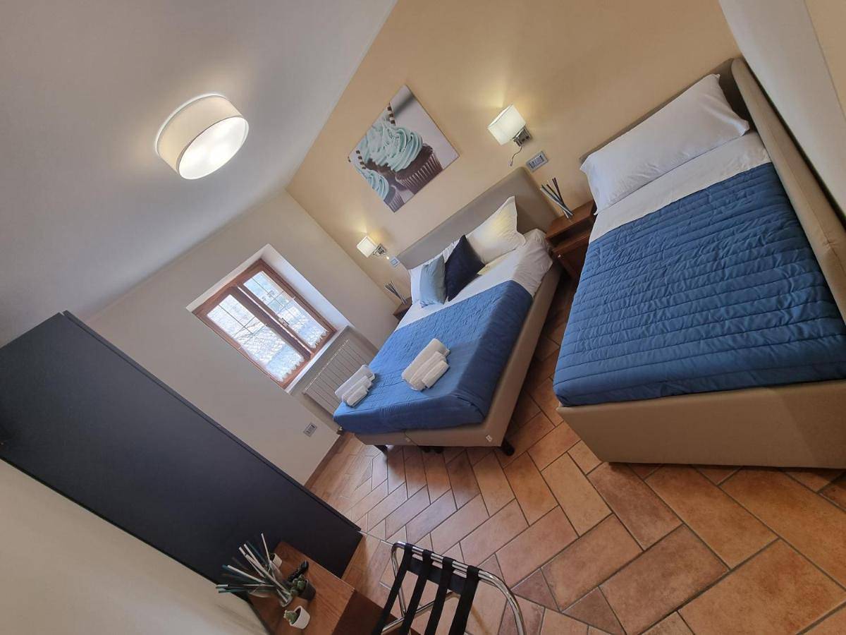 Double Room with Balcony in Cascia, Perugia e dintorni